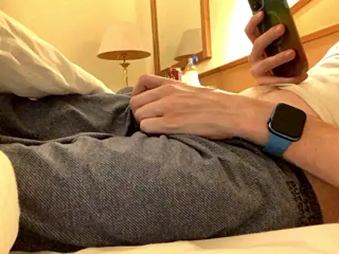 Hebrewhammers42 online show from December 2024 08:36:02 PM