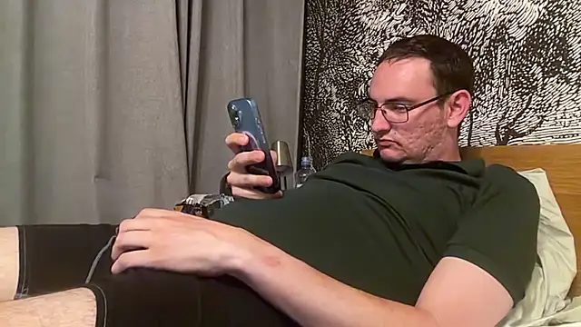 Snapshot of Hebrewhammers42 chatting on July 2026 06:47:01 PM Hebrewhammers42 online show from July 2026 06:47:01 PM
