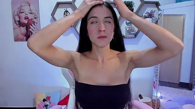 Snapshot of SharonSander chatting on February 2025 03:29:01 AM SharonSander online show from February 2025 03:29:01 AM