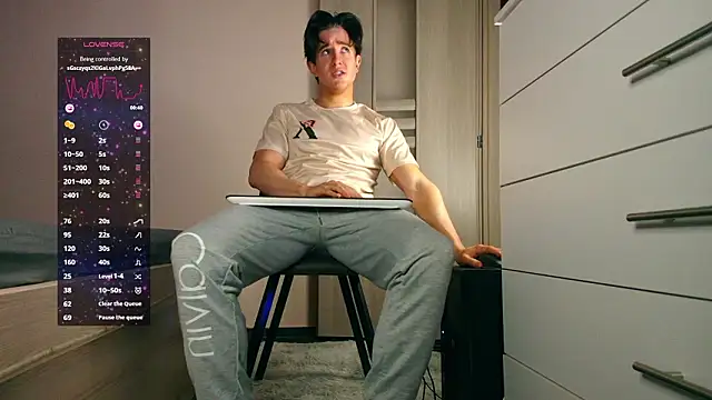 ChristianLevine  online show from March 2026 07:33:02 AM