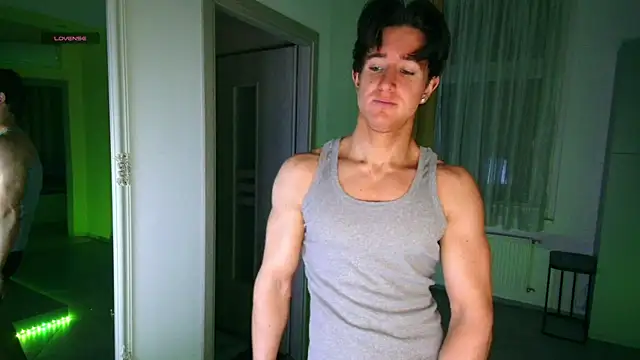 ChristianLevine  online show from April 2026 06:10:01 PM