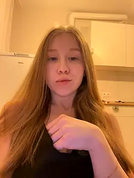 Eva Weyne online show from November 2025 08:46:02 PM