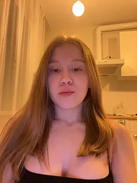 Eva Weyne online show from December 2025 06:34:01 PM