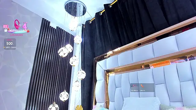 SarayRoyse online show from February 2026 07:42:02 PM