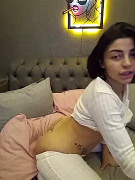 Esmertarcinim online show from March 2026 03:40:02 PM