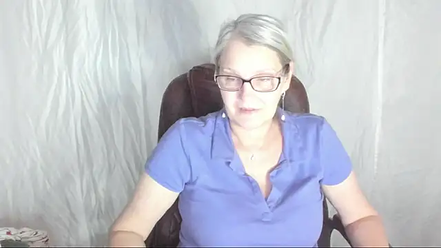 irinamaux online show from March 2025 02:29:02 PM