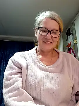 irinamaux online show from April 2026 02:50:01 PM