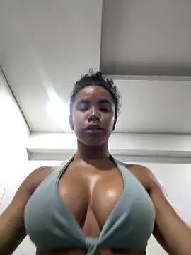 Snapshot of Brunettexio chatting on January 2025 11:54:01 PM Brunettexio online show from January 2025 11:54:01 PM