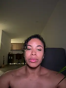 Snapshot of Brunettexio chatting on February 2025 07:41:02 PM Brunettexio online show from February 2025 07:41:02 PM