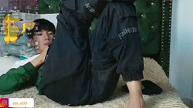 Snapshot of Levii_Ackermann chatting on February 2025 10:09:01 PM Levii Ackermann online show from February 2025 10:09:01 PM