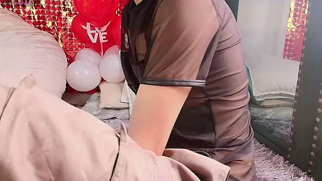 Snapshot of Levii_Ackermann chatting on February 2025 02:10:01 PM Levii Ackermann online show from February 2025 02:10:01 PM