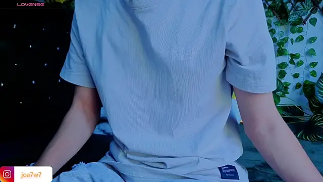 Snapshot of Levii_Ackermann chatting on September 2025 02:44:02 PM Levii Ackermann online show from September 2025 02:44:02 PM