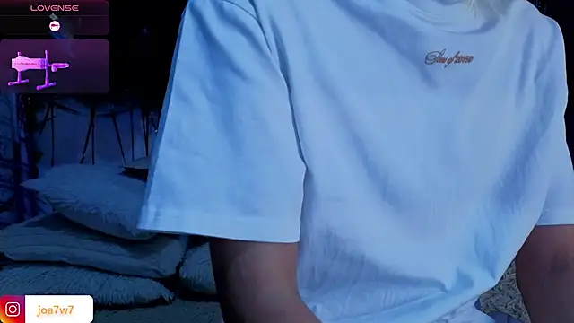 Snapshot of Levii_Ackermann chatting on October 2025 02:27:02 PM Levii Ackermann online show from October 2025 02:27:02 PM