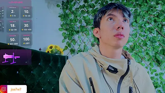 Snapshot of Levii_Ackermann chatting on November 2025 01:43:01 PM Levii Ackermann online show from November 2025 01:43:01 PM