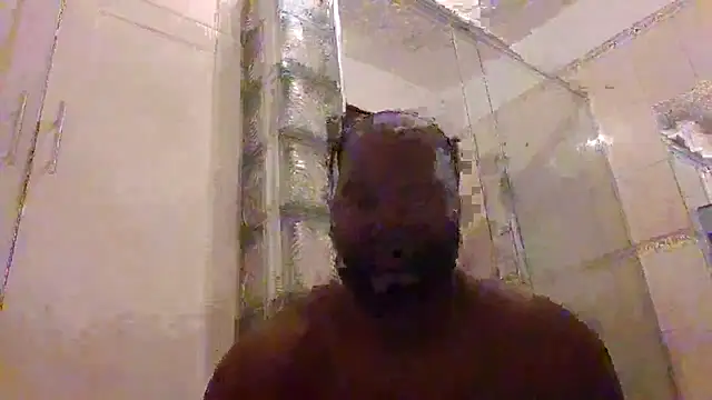 Snapshot of Bighood_T chatting on June 2026 06:13:02 AM Bighood T online show from June 2026 06:13:02 AM
