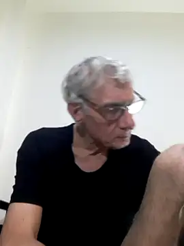 BIGUNCUTHARDCOCK online show from March 2025 07:18:01 AM