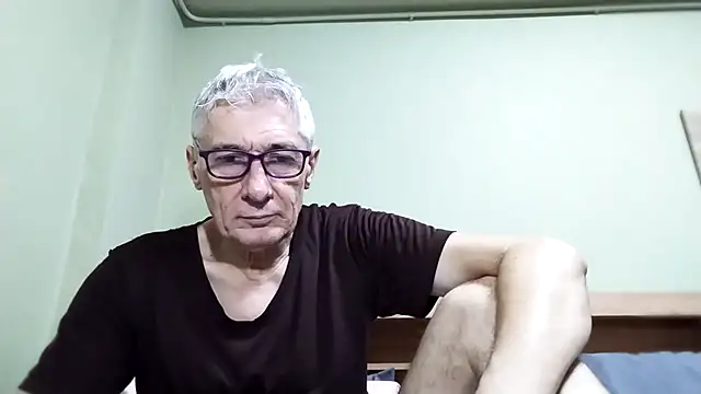 BIGUNCUTHARDCOCK online show from October 2025 02:09:01 AM