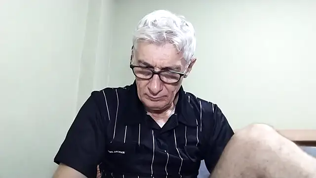 BIGUNCUTHARDCOCK online show from January 2026 12:25:01 AM