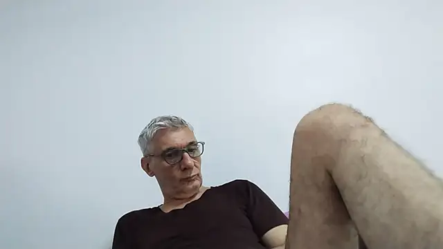 BIGUNCUTHARDCOCK online show from June 2026 12:11:01 AM