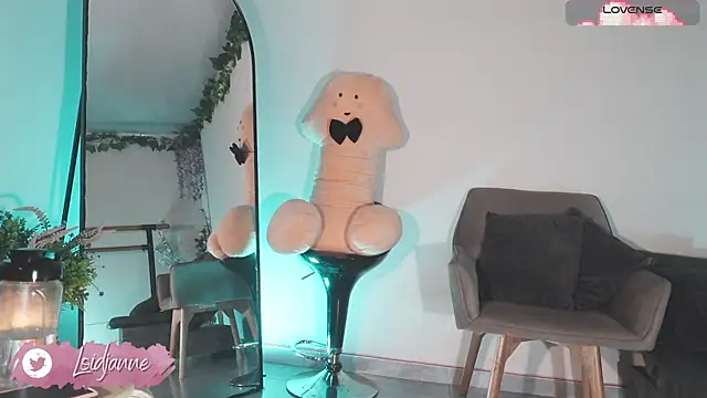 loIijanne online show from March 2026 12:01:02 AM