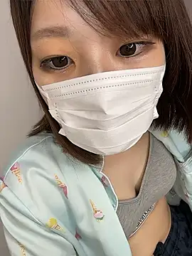 Snapshot of hi---chan- chatting on June 2026 12:49:01 PM hi---chan- online show from June 2026 12:49:01 PM