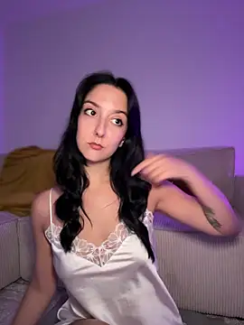 Snapshot of _Juliette chatting on June 2026 07:08:02 PM Juliette online show from June 2026 07:08:02 PM