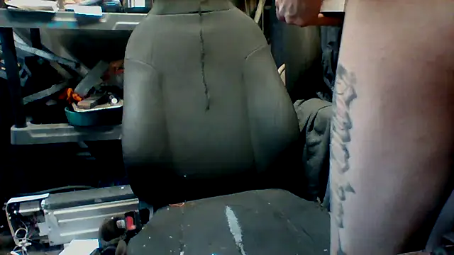 Aaronbp online show from December 2025 06:46:02 PM