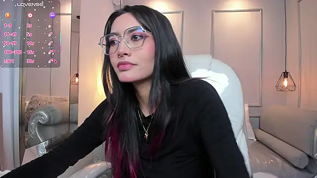 AzuraKindong online show from October 2025 07:14:01 PM