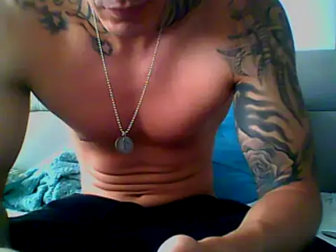 Skater29xx2 online show from February 2025 06:00:02 PM