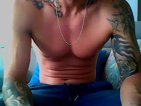 Skater29xx2 online show from March 2025 05:18:02 PM