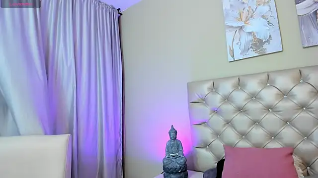 Snapshot of sophiia_grey_1 chatting on February 2025 11:36:01 PM sophiia grey 1 online show from February 2025 11:36:01 PM
