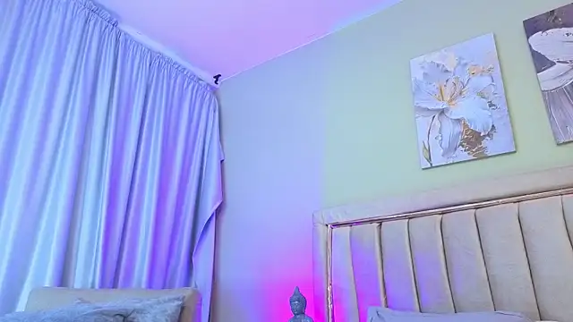 Snapshot of sophiia_grey_1 chatting on March 2026 09:09:02 PM sophiia grey 1 online show from March 2026 09:09:02 PM