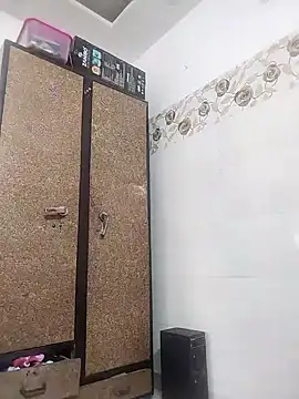 Husnpari20 online show from December 2024 04:32:02 AM