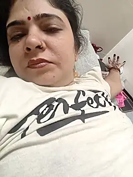 Husnpari20 online show from October 2025 05:00:01 PM