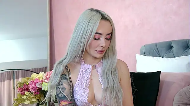 FrancescaMcGray online show from November 2025 08:36:02 AM