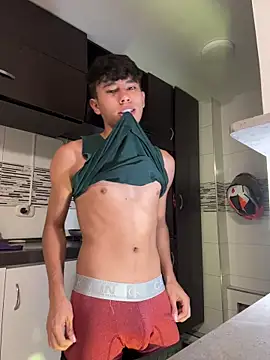 Angel esteban fx online show from March 2026 04:52:01 AM