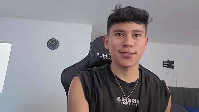 Angel esteban fx online show from July 2026 07:13:02 PM