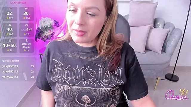 Aida adams online show from April 2026 06:10:01 PM