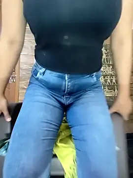 Snapshot of Anamika_24 chatting on October 2025 03:31:02 AM Anamika 24 online show from October 2025 03:31:02 AM