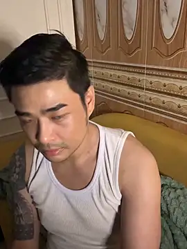 Snapshot of Asianhif chatting on October 2025 03:35:02 PM Asianhif online show from October 2025 03:35:02 PM