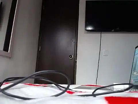 Laura martin  online show from March 2026 10:58:02 PM