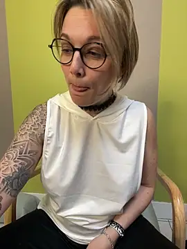 marinella07 online show from February 2025 08:20:01 AM