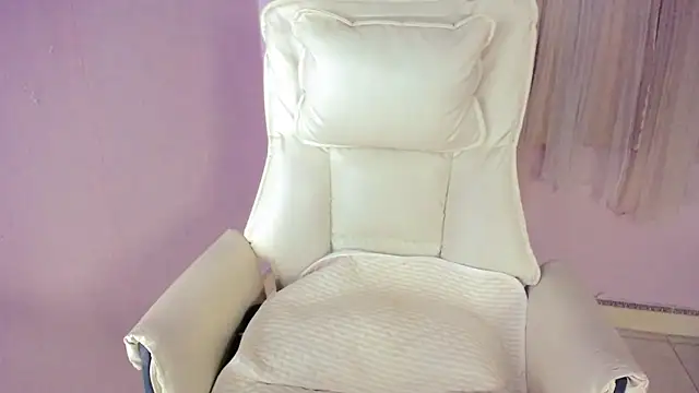   18Angel   online show from November 2025 11:49:01 AM