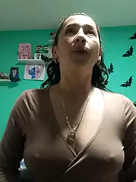 emilypoppy3 online show from December 2024 03:04:02 AM