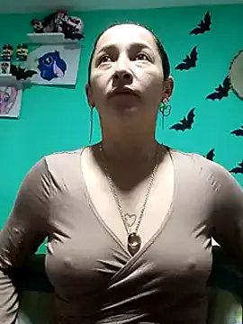 emilypoppy3 online show from January 2025 02:18:01 PM