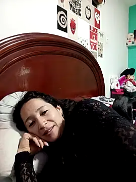 emilypoppy3 online show from October 2025 01:12:02 AM