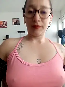 emilypoppy3 online show from February 2026 07:02:02 PM