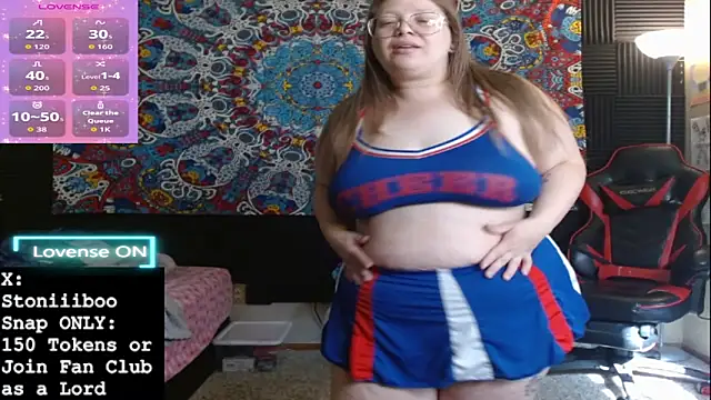 Stoniiiboo online show from April 2026 01:17:02 PM