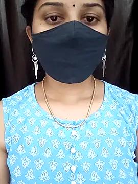 Angleannie online show from November 2025 06:57:02 PM