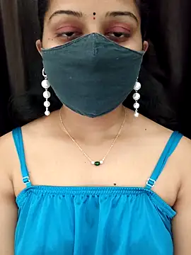 Angleannie online show from April 2026 07:15:02 PM